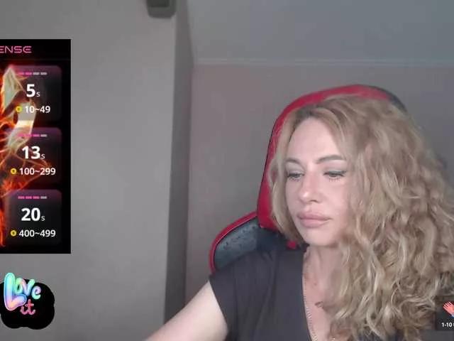 ---II--- on BongaCams