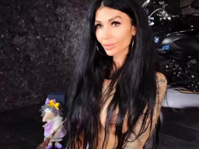 -BABAYAGA- on BongaCams 