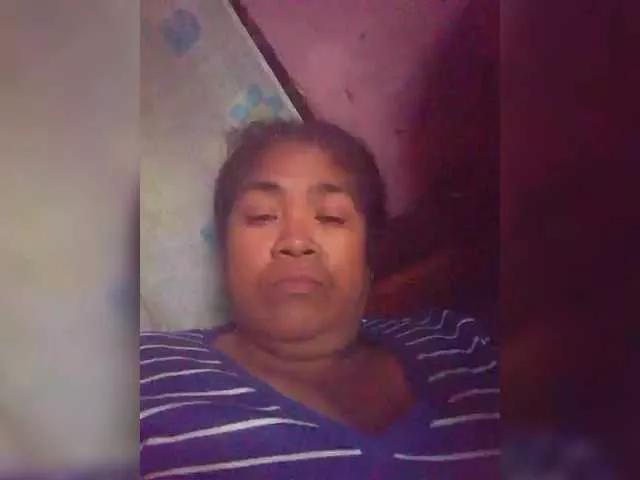 Aiiina on BongaCams 
