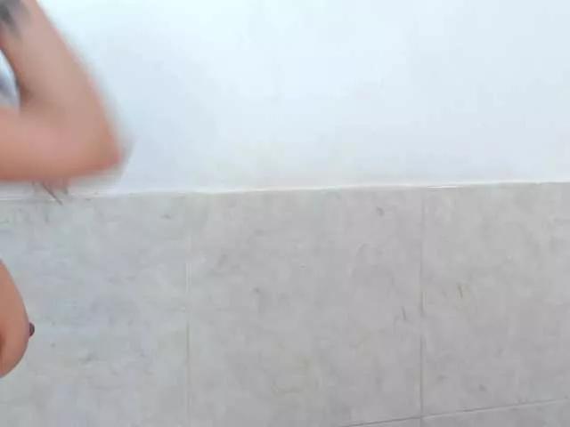 aira-anahy on BongaCams 