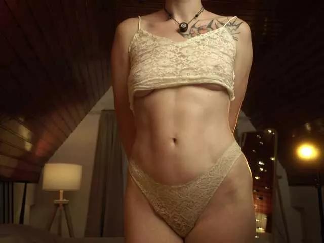 akaneiro-demon on BongaCams