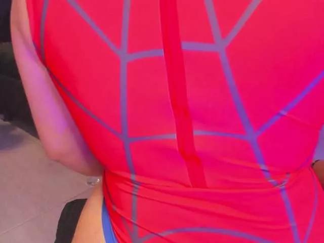 Alahia-Dangelo on BongaCams 