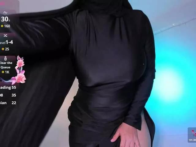 allanaluna on BongaCams 