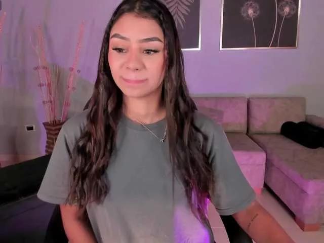 AllyJensen on BongaCams 