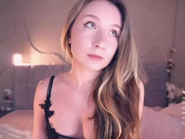 alyyyson on BongaCams 