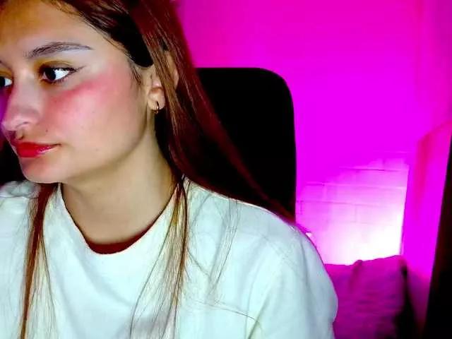 Ambarsweetie on BongaCams