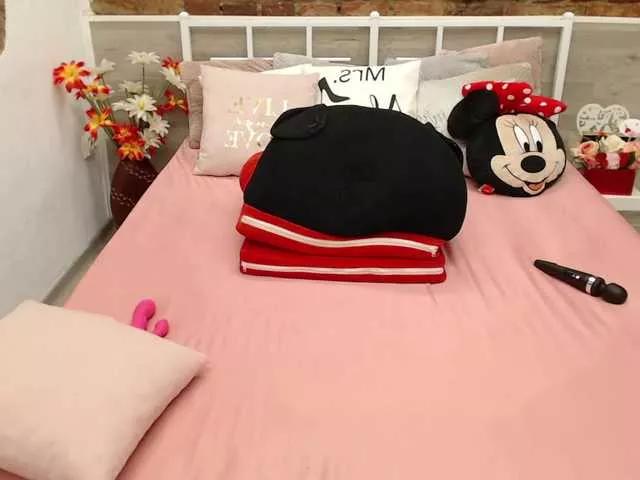 AmyAmandaX on BongaCams 