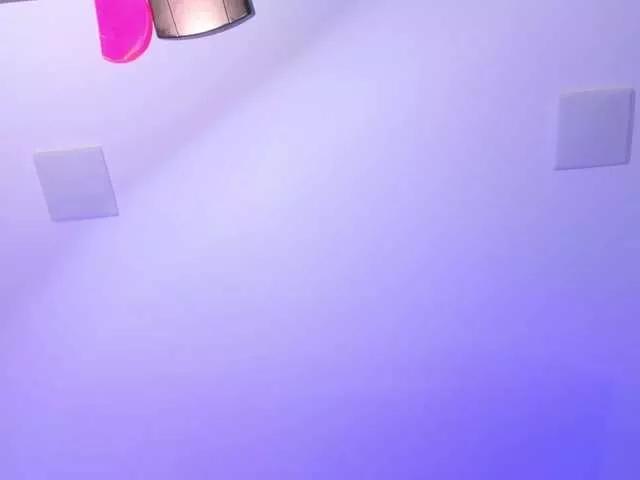 aniiieee on BongaCams 