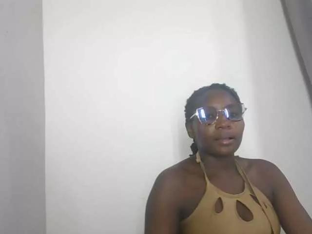 Applebottomqueen on BongaCams