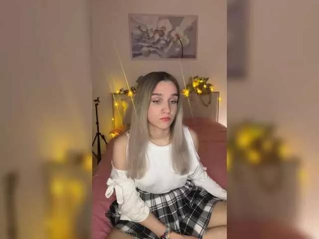 BabyTamagochi on BongaCams 