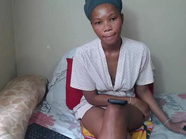 BadGirlMonaa on BongaCams