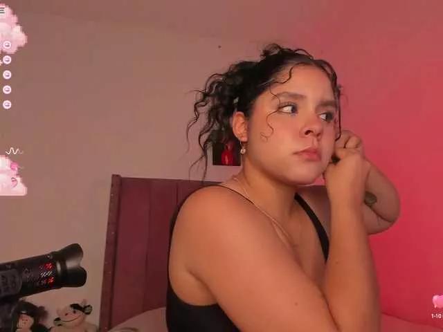 BellaXtar on BongaCams 