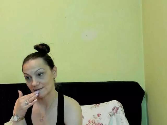 BettyVespoli on BongaCams 