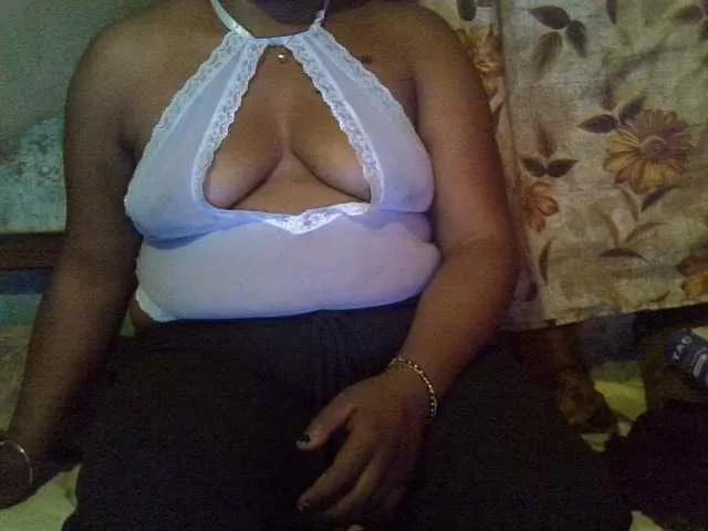 Bigboobs14 on BongaCams 