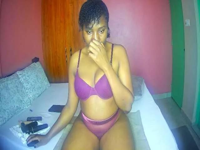 blackbeauty8 on BongaCams
