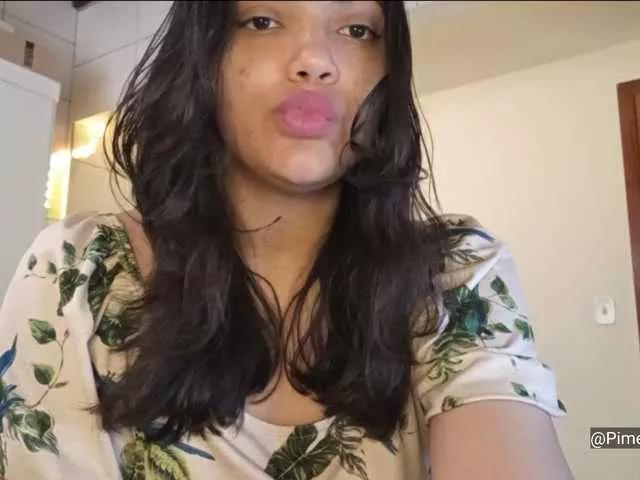 Bombonzin on BongaCams