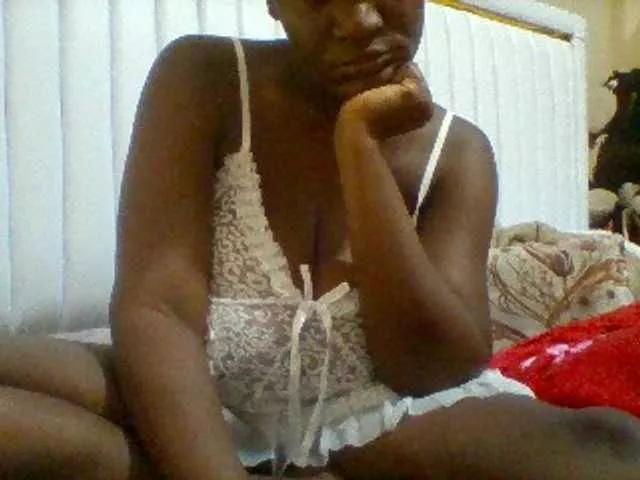 BoobieQueen on BongaCams 