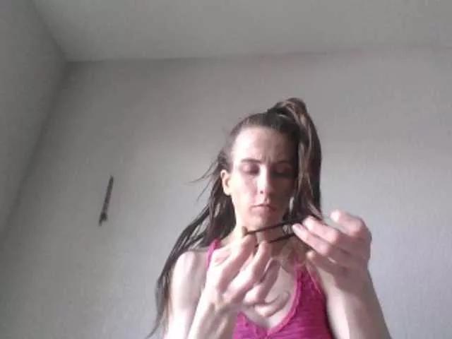 BubblyBlossom on BongaCams 