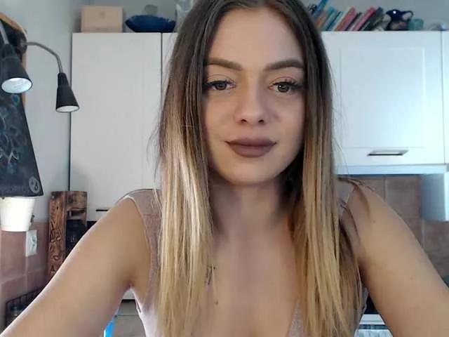 BuffyFire on BongaCams 