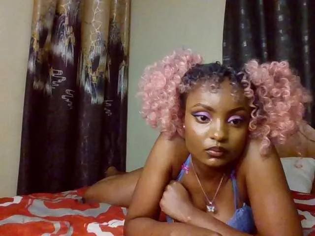 Caramelxoxo on BongaCams 