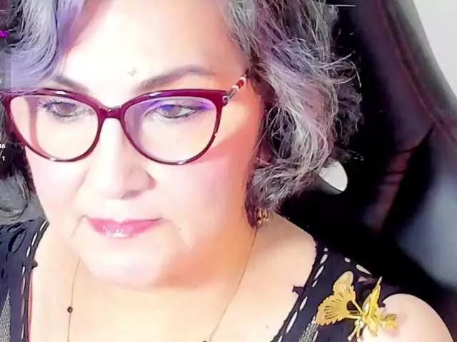 cataleya-mom on BongaCams