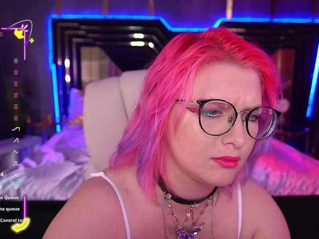 CoolTatis on BongaCams 