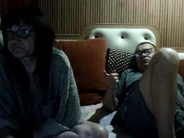 coupleofcoolx on BongaCams