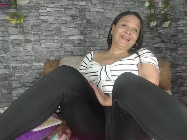 Danna-Paolaa on BongaCams 