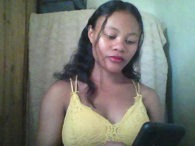 Dilliannah on BongaCams 