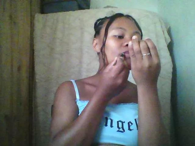 Dilliannah on BongaCams 