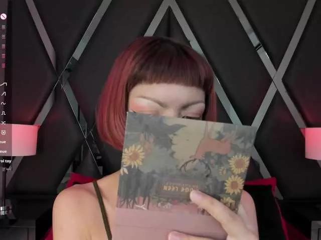 DollyConnor on BongaCams 