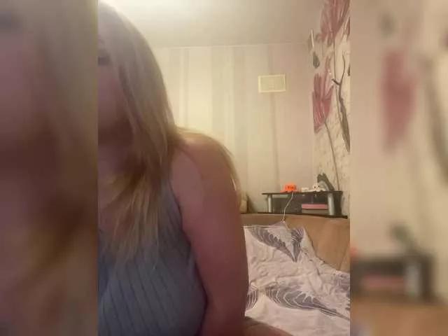 Dollye on BongaCams 