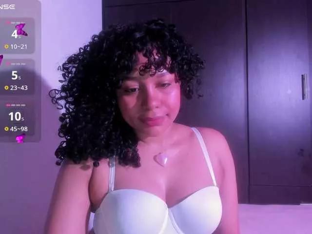 electric-bae on BongaCams 