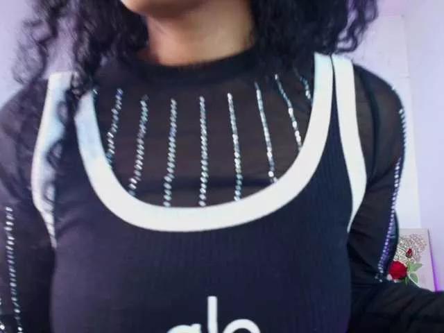 Ellie-Alves on BongaCams 