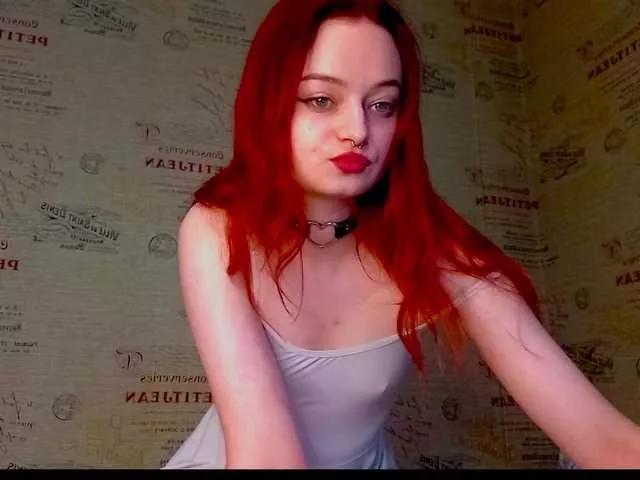 emiless on BongaCams