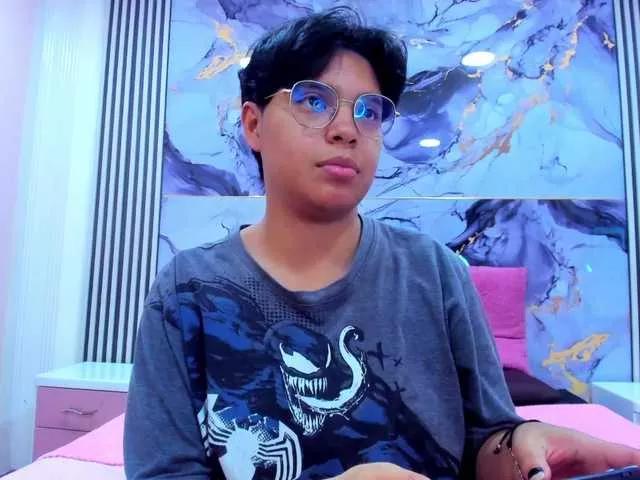 Emmaa-Lex on BongaCams 