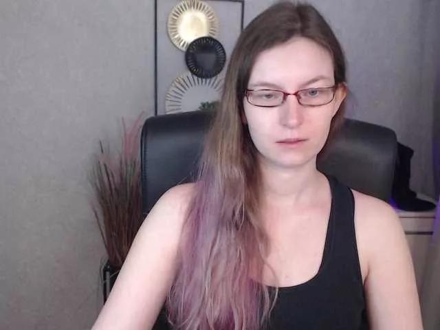 EmmaHeart on BongaCams 