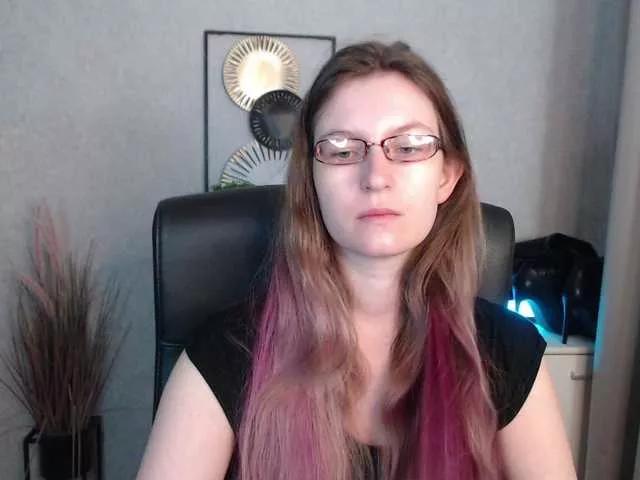 EmmaHeart on BongaCams 