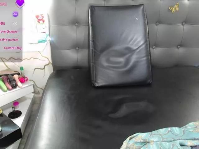 EmmaPink3 on BongaCams 