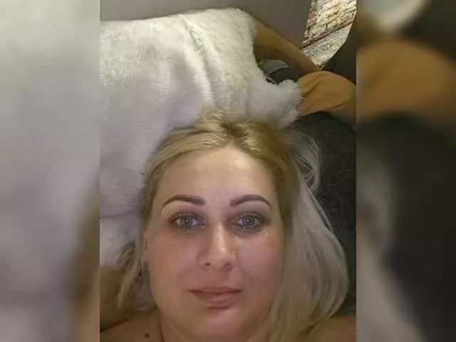 Enni1 on BongaCams
