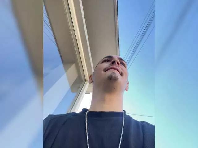 EnzoNick on BongaCams
