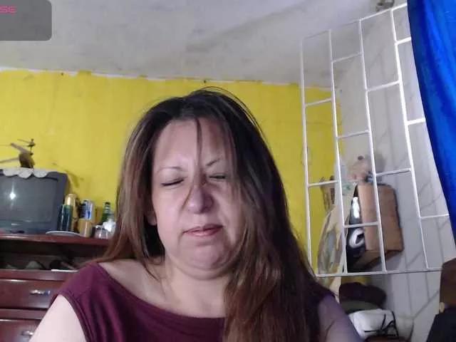 evatoms on BongaCams