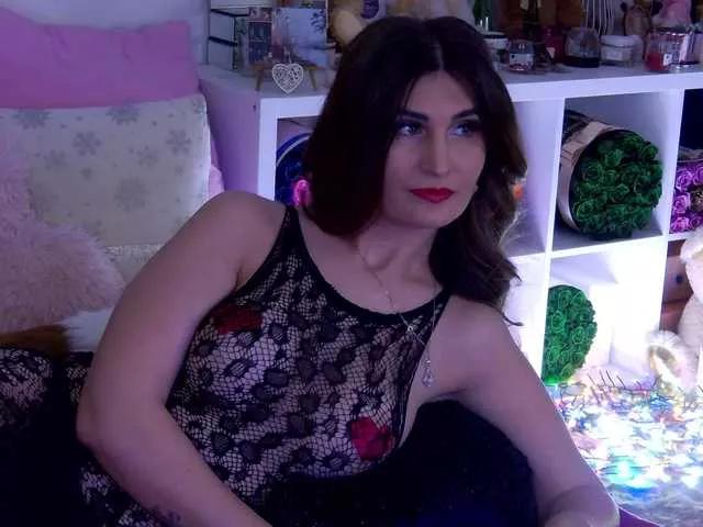 EvellynFrancis on BongaCams 