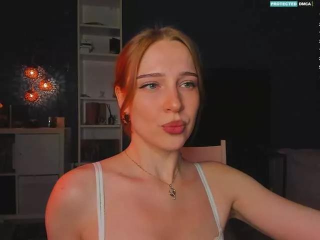 evie-sapphire on BongaCams