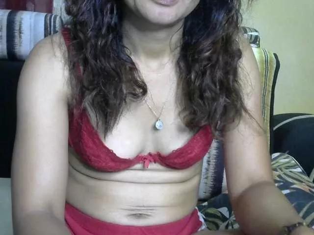 Giiulia on BongaCams 