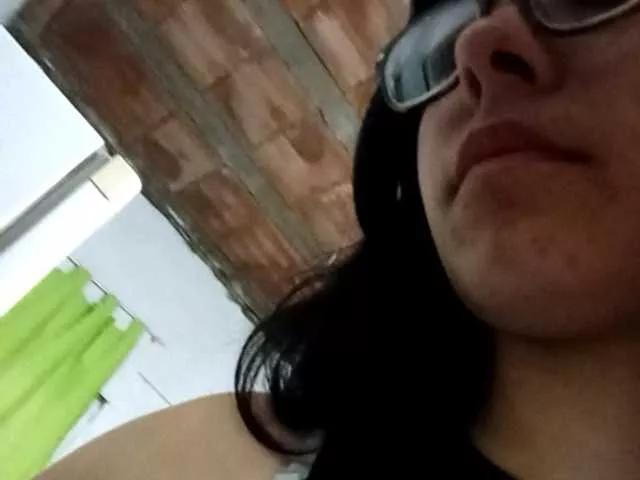 Girl223 on BongaCams