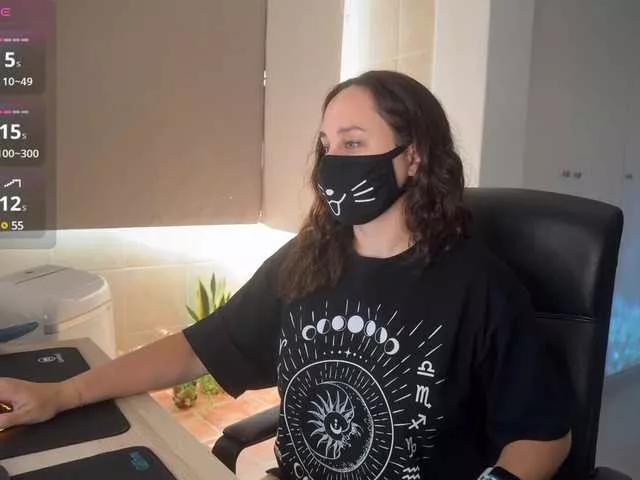 GummyPeach on BongaCams 