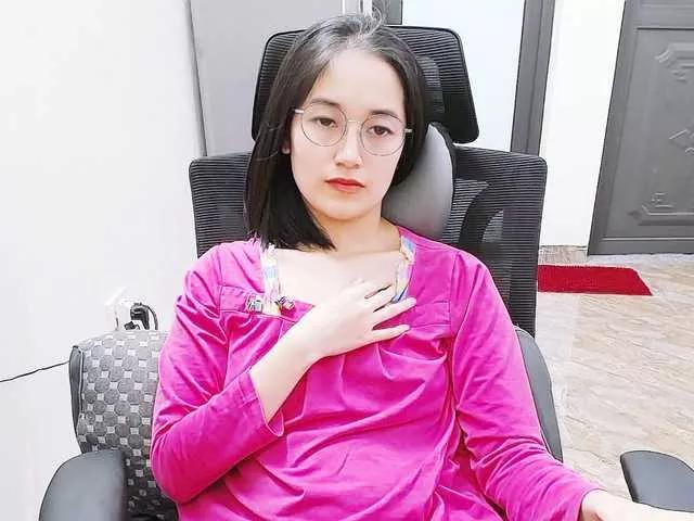 Hana099 on BongaCams 