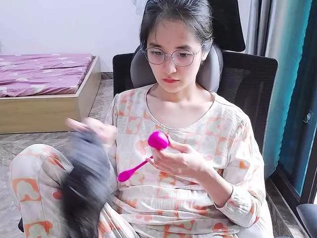 Hana099 on BongaCams 