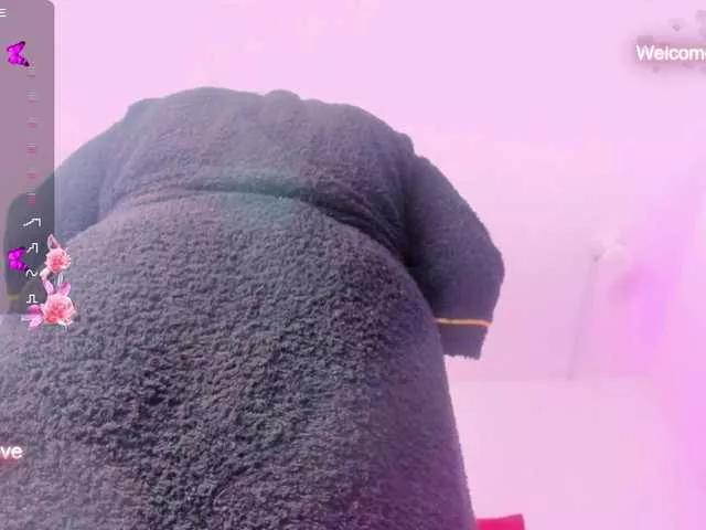 Hellen-star on BongaCams